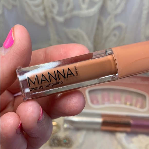 8 PCS - JOAH Shadow Palette - Pink Glitter Makeup/Beauty Bundle - Picture 12 of 17